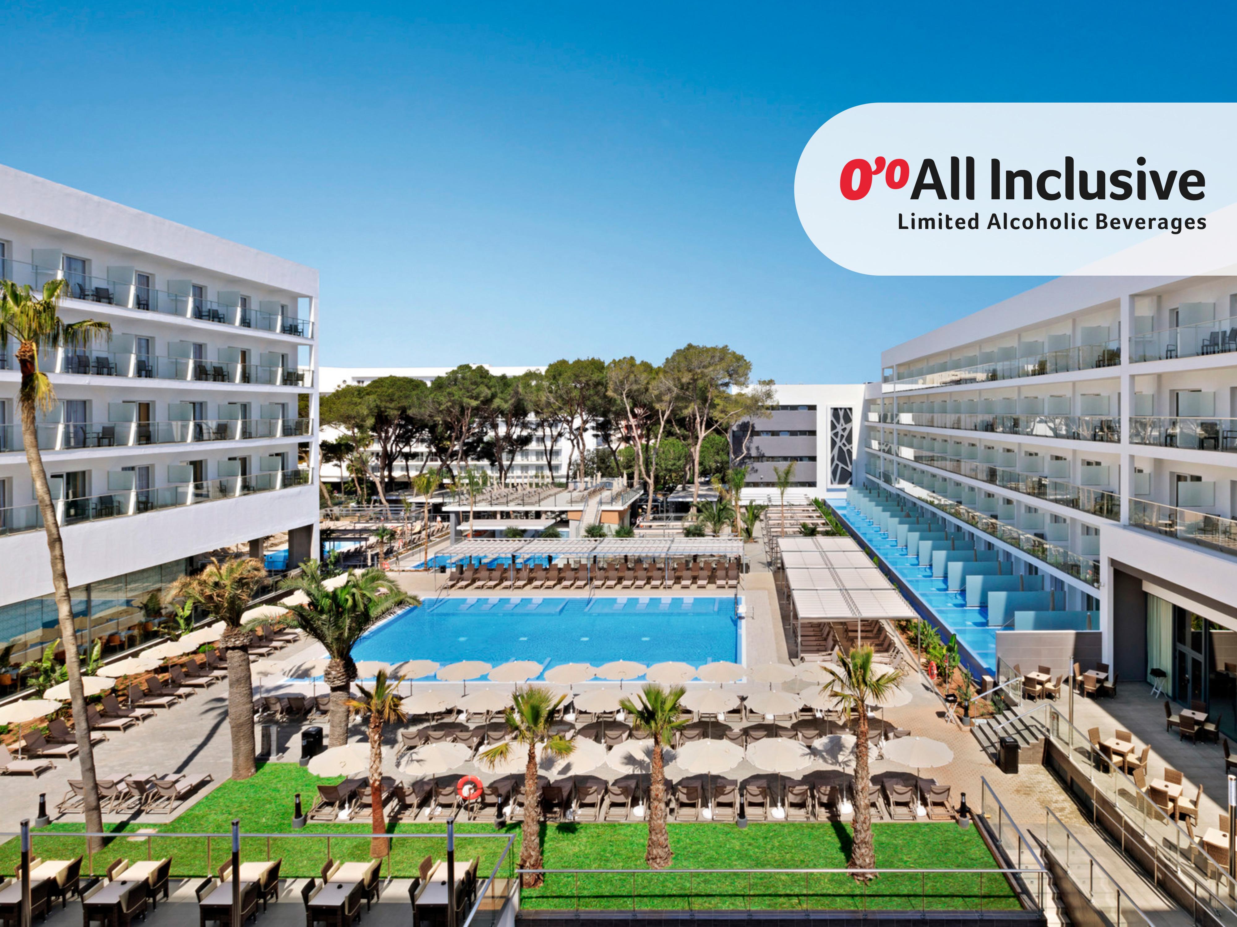Riu Playa Park Hotell 3*