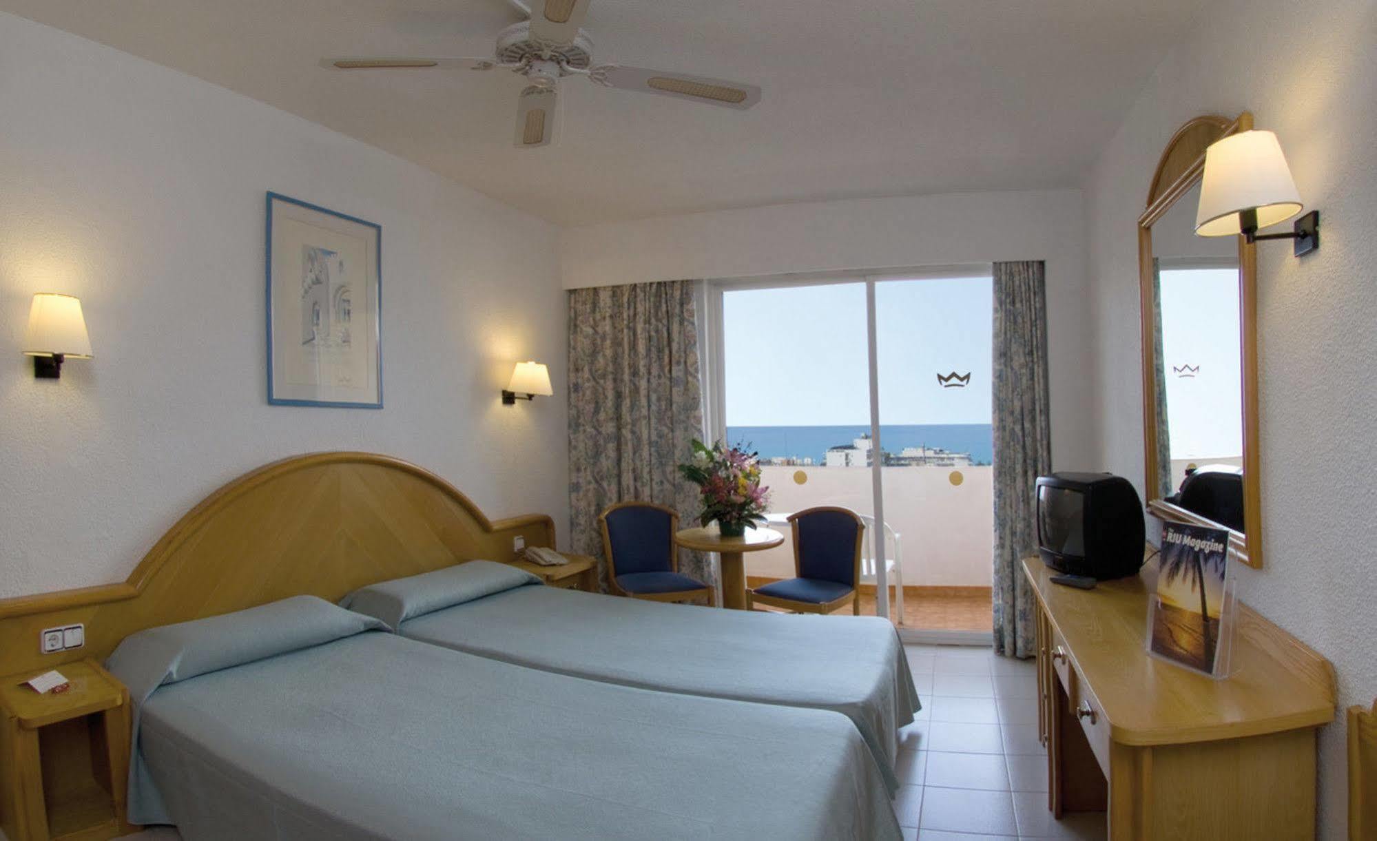 Hotell Riu Playa Park 3*