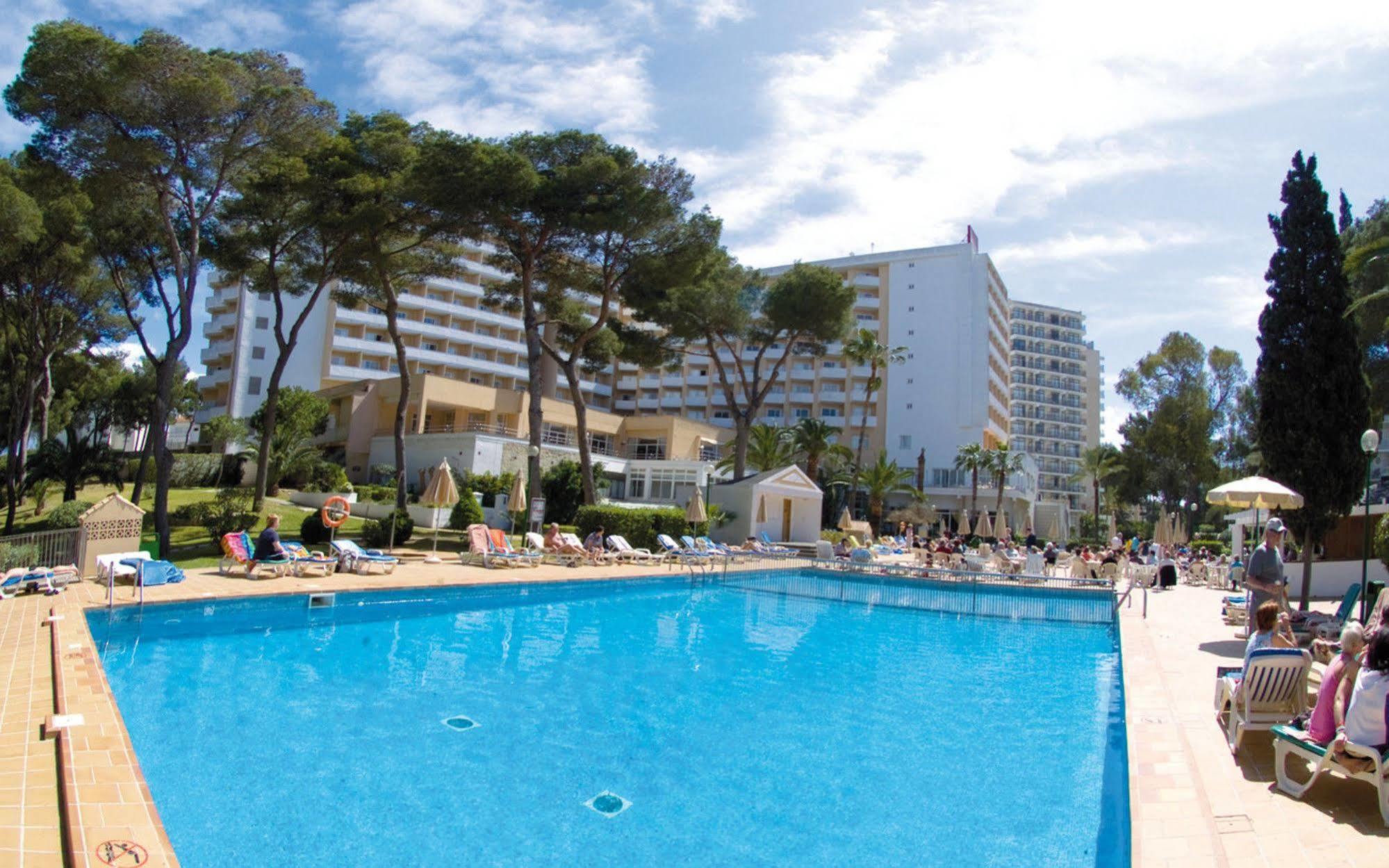 Riu Playa Park Hotell 3*