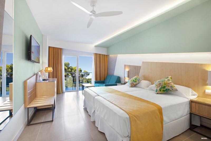 Riu Playa Park Hotell 3*